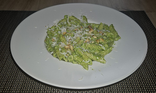 Pesto od rukole i oraha (za 100 g paste) 1 Pesto od rukole i oraha (za 100 g paste)