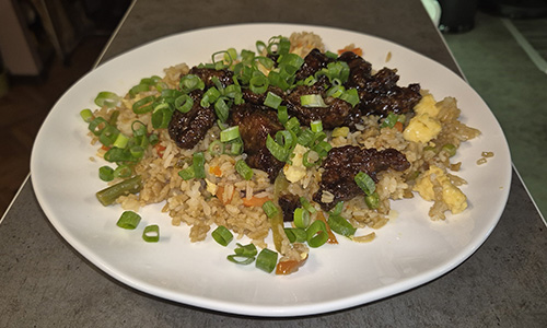 Hrskava junetina u lepljivom sosu (Crispy Chilli Beef) za 3 osobe